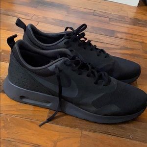 Nike Sports Wear Shoes